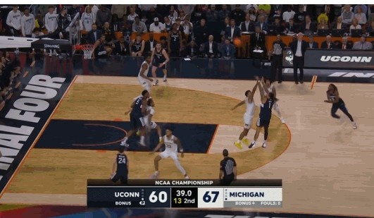 还有悬念！索罗·鲍尔干拔打板三分命中 康大剩37.2秒追到差4分